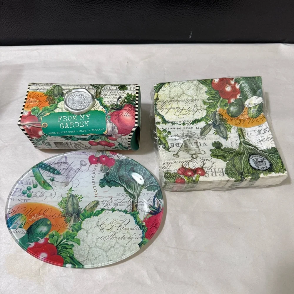 From My Garden Bath Accessory Set with Vibrant Colors